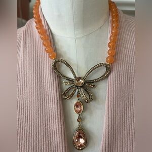 Heidi Daus 🆕 “La Bella” Y Drop peach crystal necklace